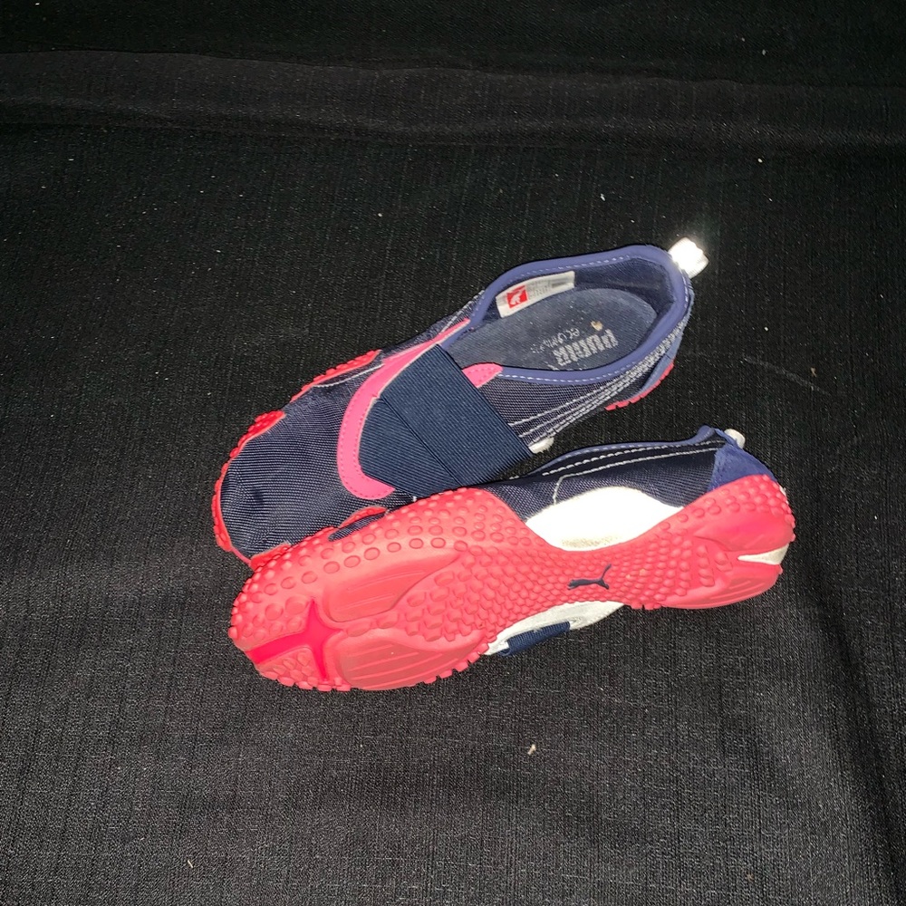 Pumas - Picture 2 of 2